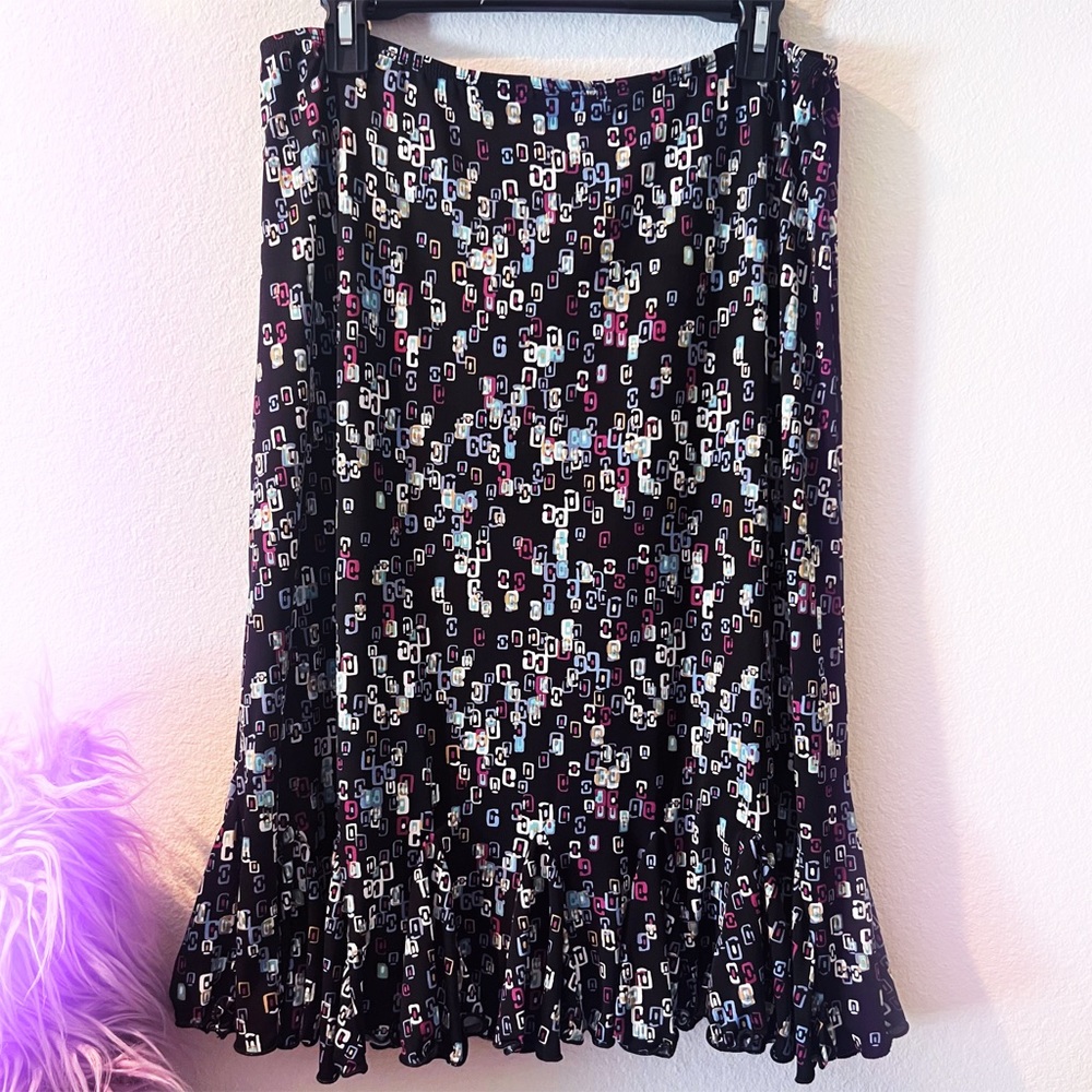 2/$15💖VINTAGE Y2K Abstract Print Frilled Skirt